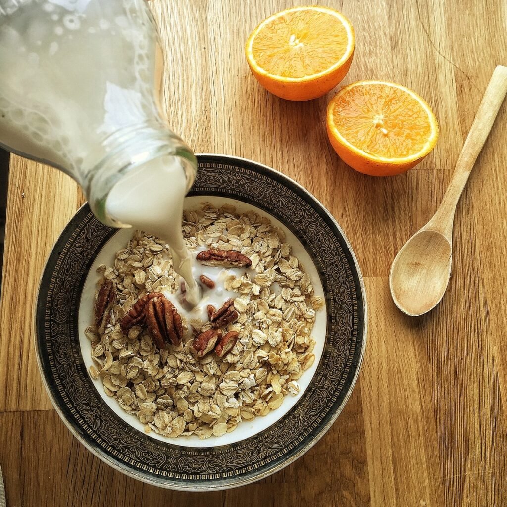 The Benefits of Oats: A Nutritional Powerhouse in Every Bowl